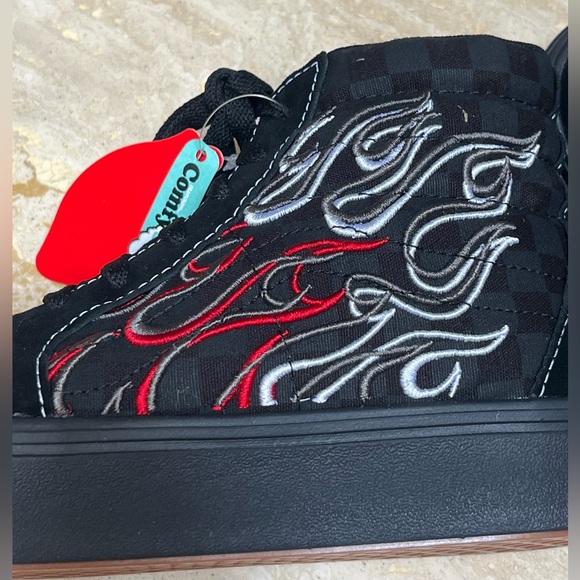 NWT Vans Men's Embroidered & Suede ComfyCush SK8 Hi Tops - Picture 11 of 13